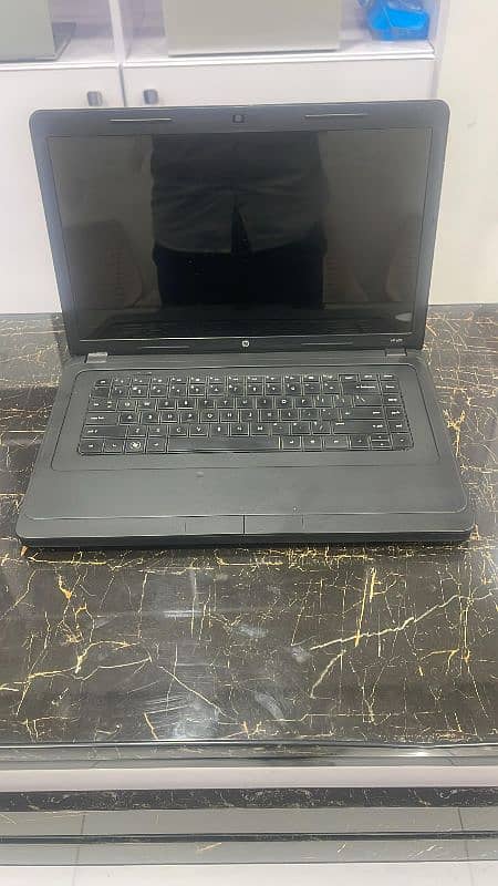 hp core i3 2nd generation 4 gb ram ,320gb hard 2