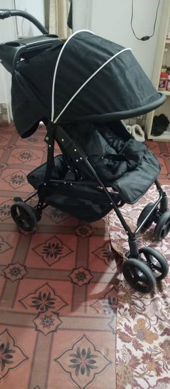 Baby Stroller for 1.4-year-old neat and clean 3