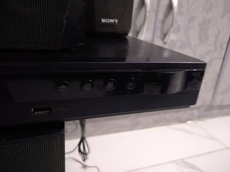 Sony hometheter 1