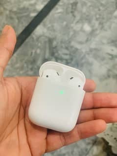 Apple airpods 2nd Generation Copy 10/10  condition