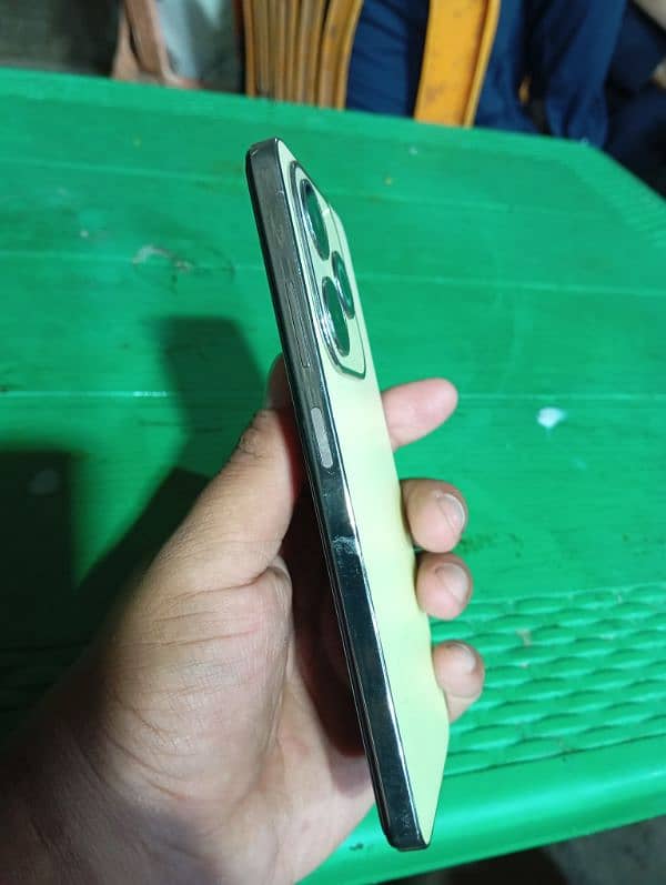 Infinix Hot40i 4