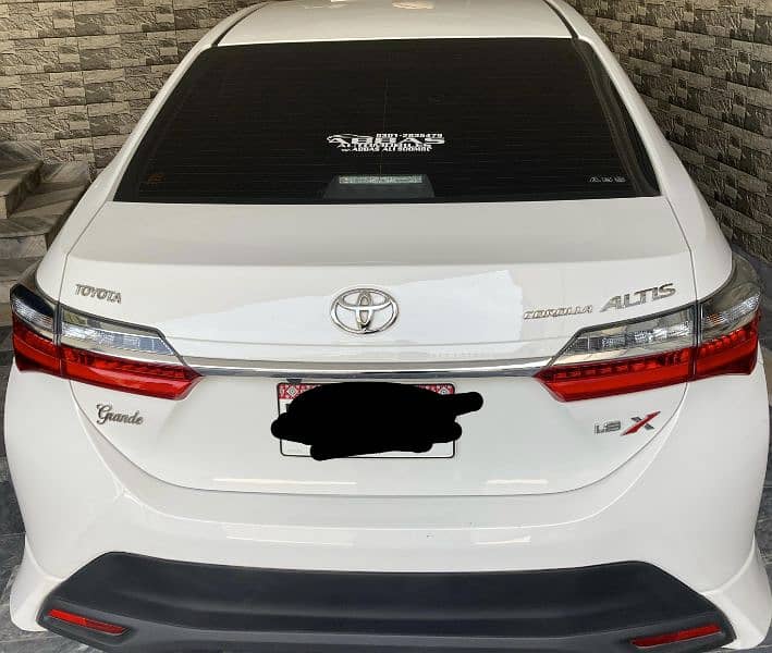 Toyota Altis Grande 2023 1