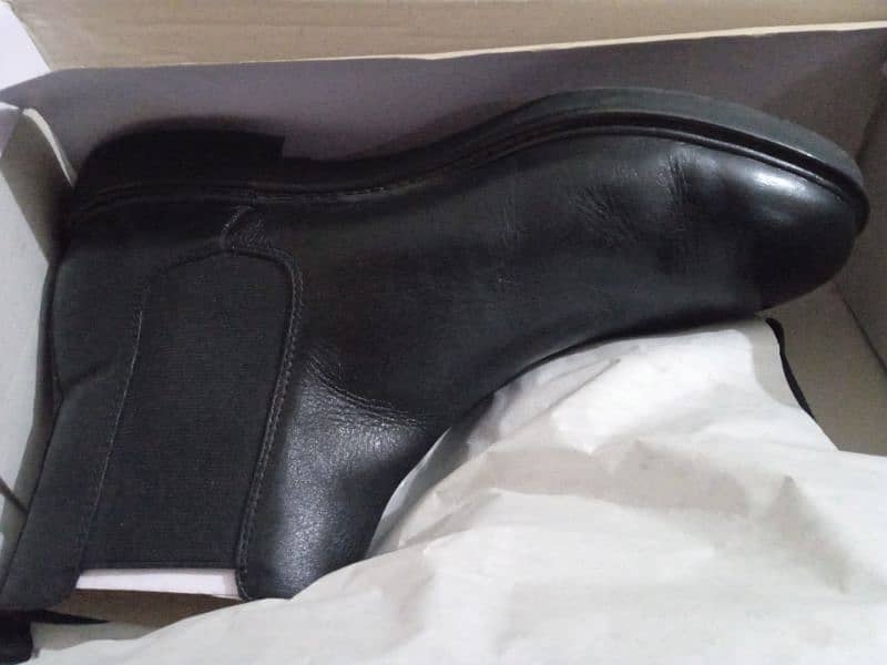 LAMA Black Leather Chelsea Boots 3