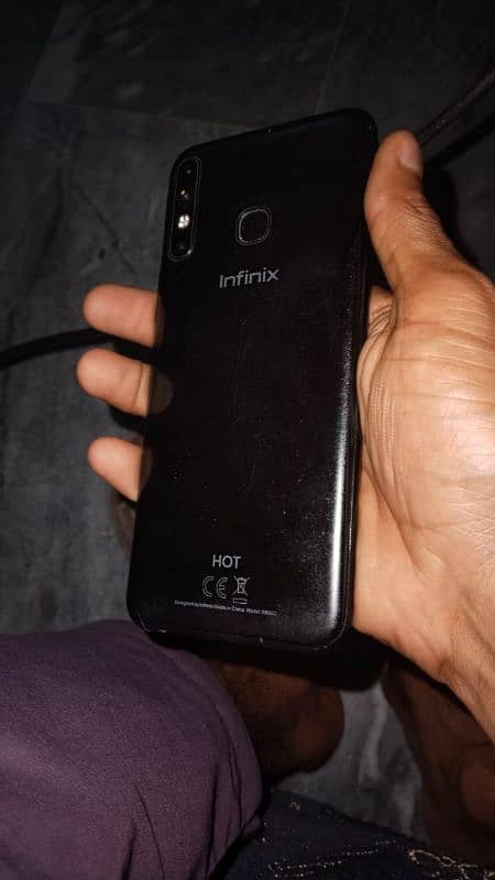 Infinix hot 8 3Gb 32Gb All ok box charger saath hai 2