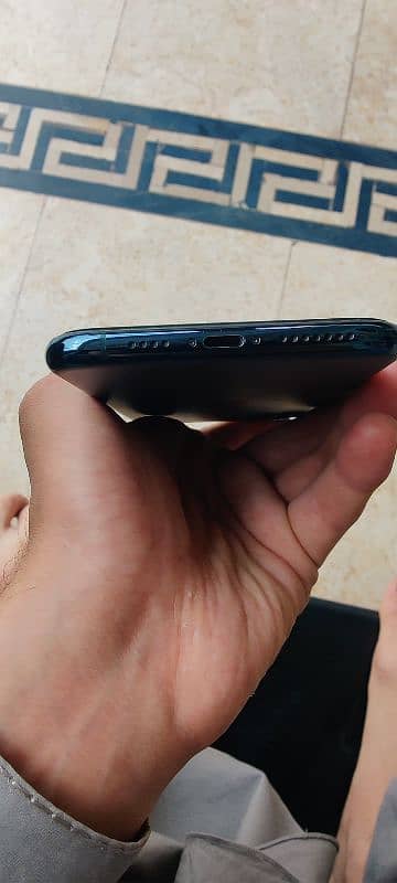 iphone 11 pro max 256gb PTA approved 16