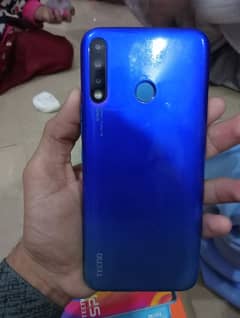 tecno spark 4