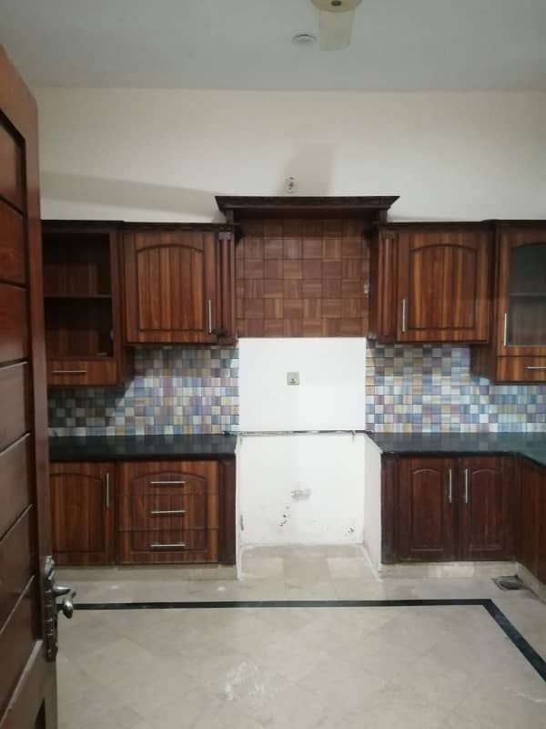 1 kanal house for rent in west wood housing society Lahore 24