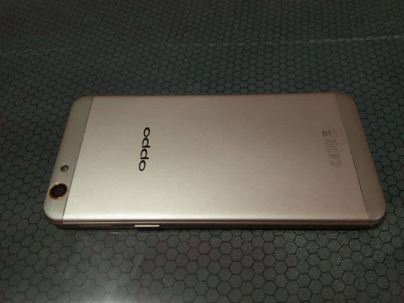 OPPO F1 S_4GB RAM 64GB ROM 2