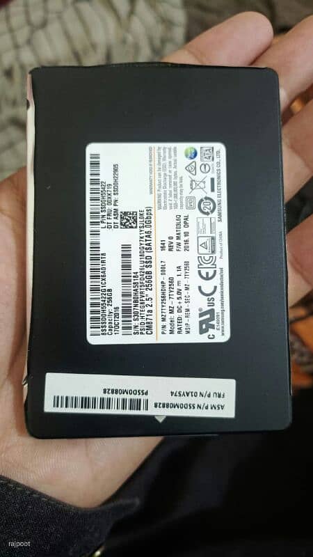 SSD 256gb Rs. 2800 (Samsung with 36 percent health) 0