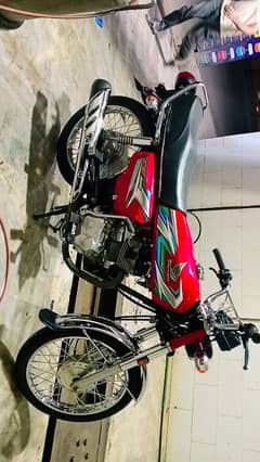 Urgent Sale Honda CG125 2023 Karachi Number