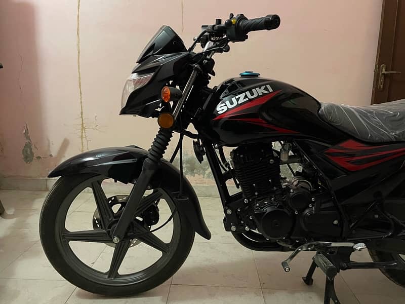 Brand new Suzuki Gr 150 1