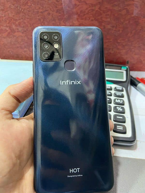 Infinix Hot 10 6/128 with original box Argent Sell 2