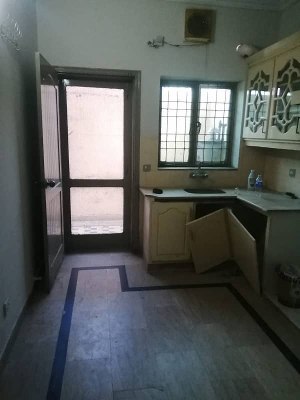 5 marla house for rent in Johar town Lahore 1