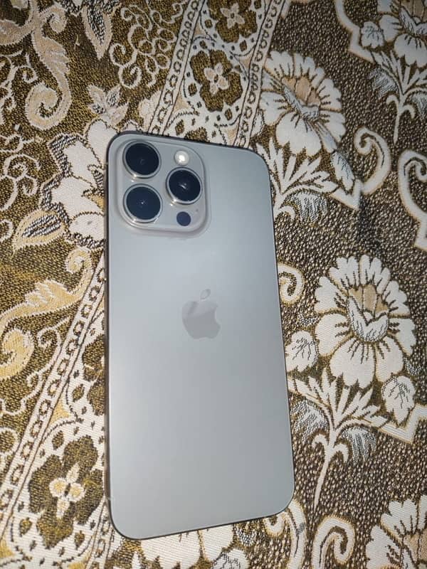 IPhone 15 pro max 256/gb Non PTA 1