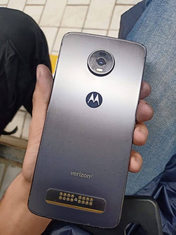 moto z4 4/128 approved 1