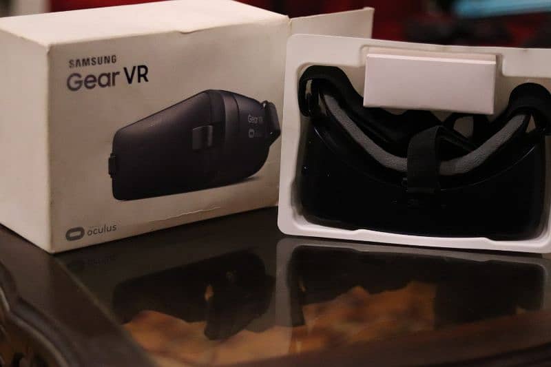 Samsung Gear Vr For Sale With Box 1