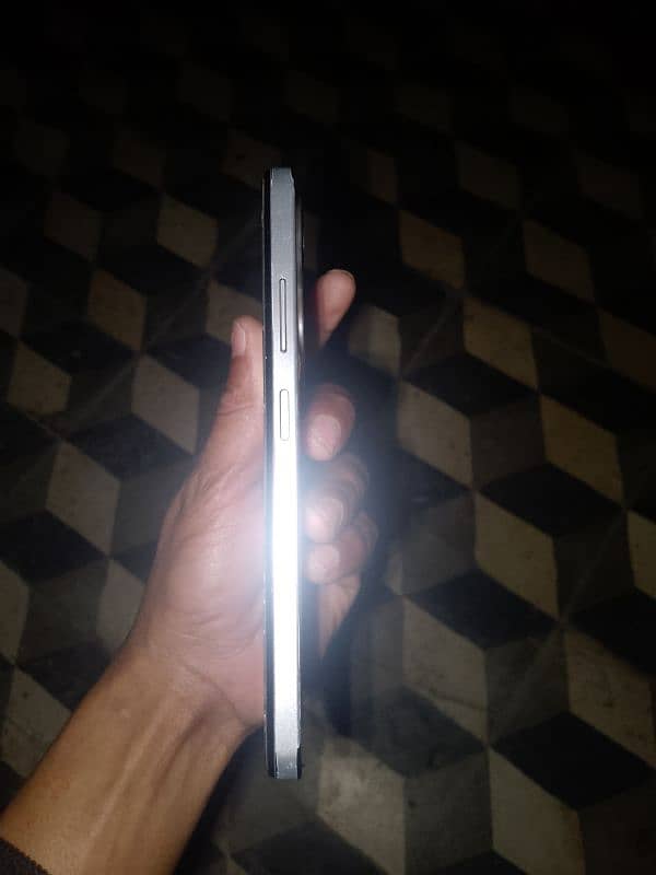 Infinix smart 8 (8 128) 2