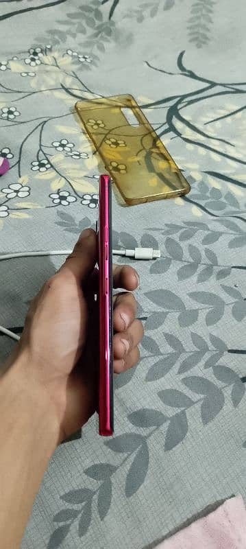 Lg velvet all ok mobile original hy condition 10 by 9.5 hy 6