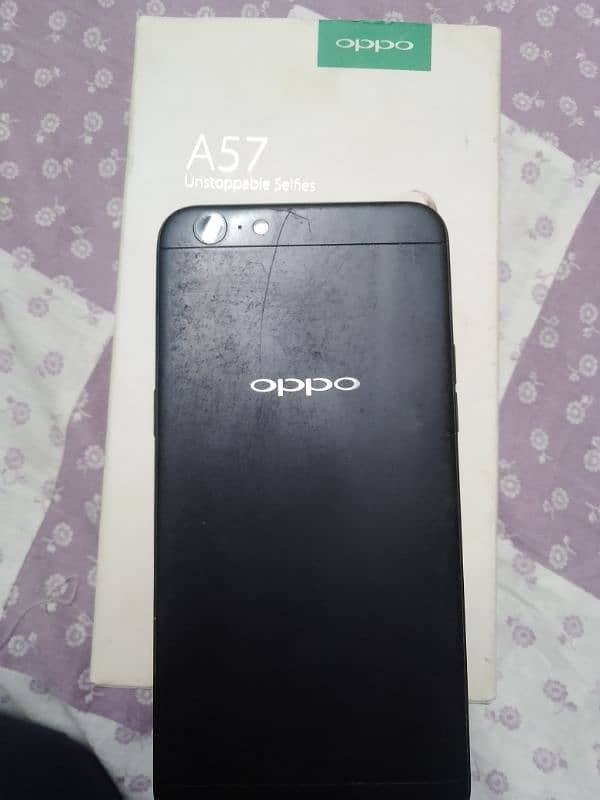 OPPO A57 and OPPO A5 2020 1