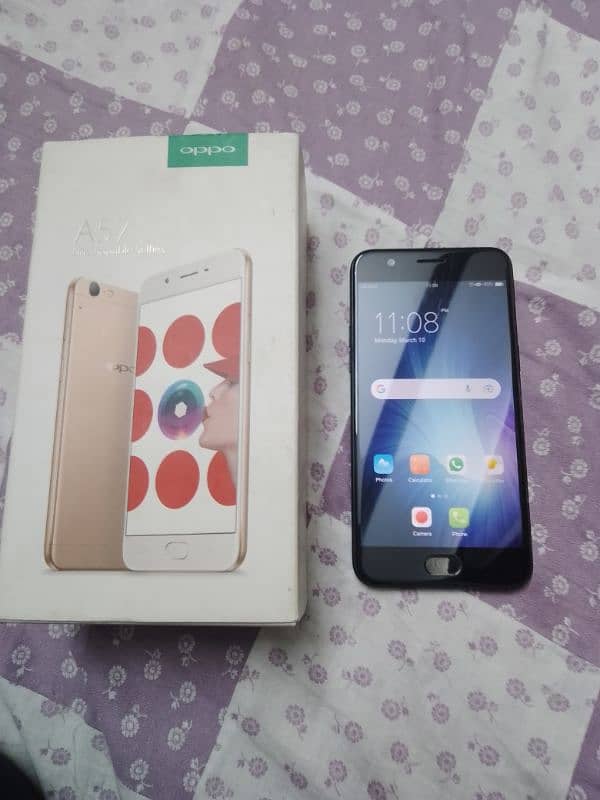 OPPO A57 and OPPO A5 2020 3