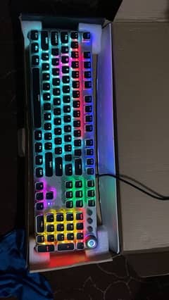 GAMING MECHANICAL KEYBOARD READ ADD FOR SALE