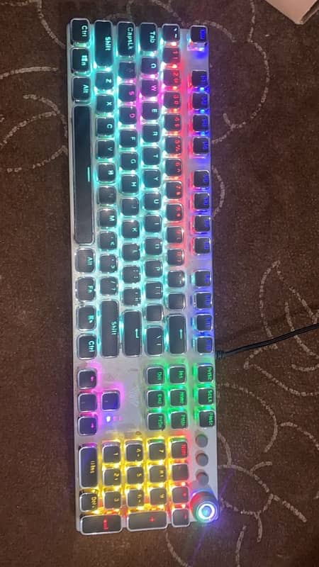 GAMING MECHANICAL KEYBOARD READ ADD FOR SALE 2