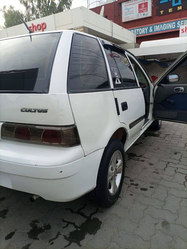 Suzuki Cultus 2013 2