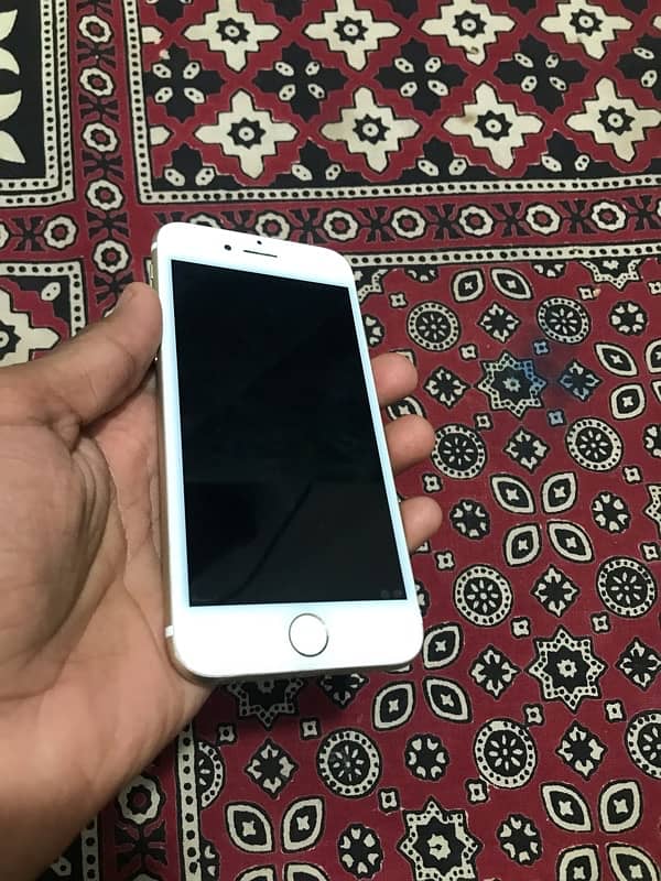 I phone 7 official PTA Approved 128GB Phone Num 03064206549 1