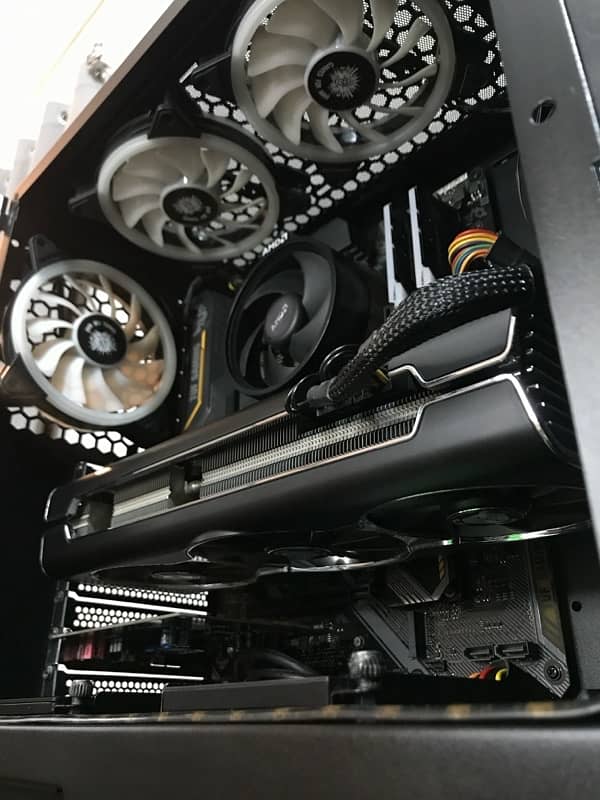 High-Performance Gaming PC - AMD Radeon 5700 XT Graphic Card 1