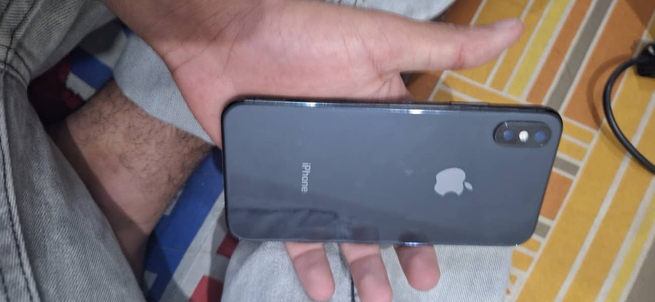 Apple iPhone X 0