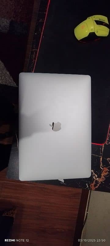 MacBook Pro 2019 0