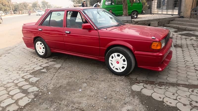 Nissan Sunny 1989 for sale O33Z 33 I6I 33 whattsapp or phone 1