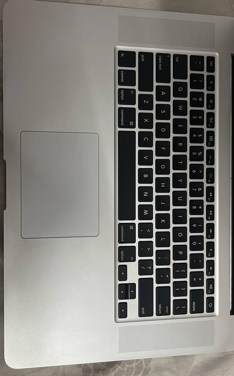 MacBook Pro 2014 quad core i7 2+2 graphic card 1