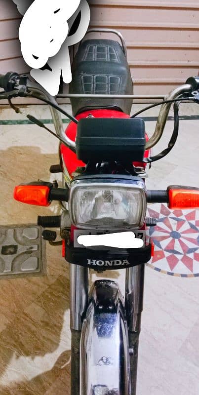 Honda CD 70 2005 in neat condition 3