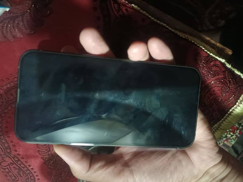 iPhone 13 pro max 256gb sirf back Togya Hy non pata bilkol InTouch hy 2