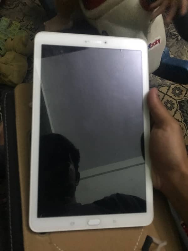 Samsung tab E 1