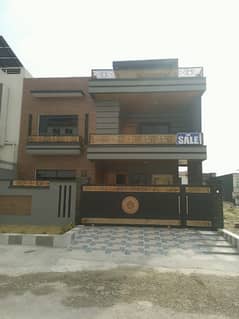 Luxury Brand New House For Sale 10 Marla