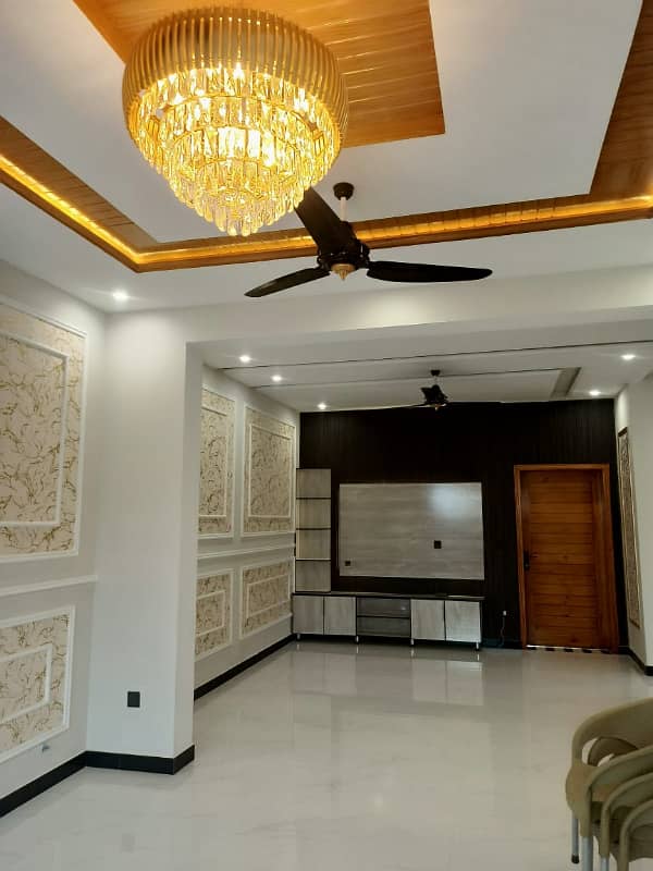 Luxury Brand New House For Sale 10 Marla 8