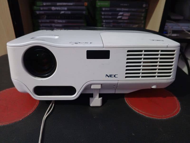 Nec NP61 Multimedia Projector 0