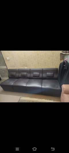 4 seats sofa