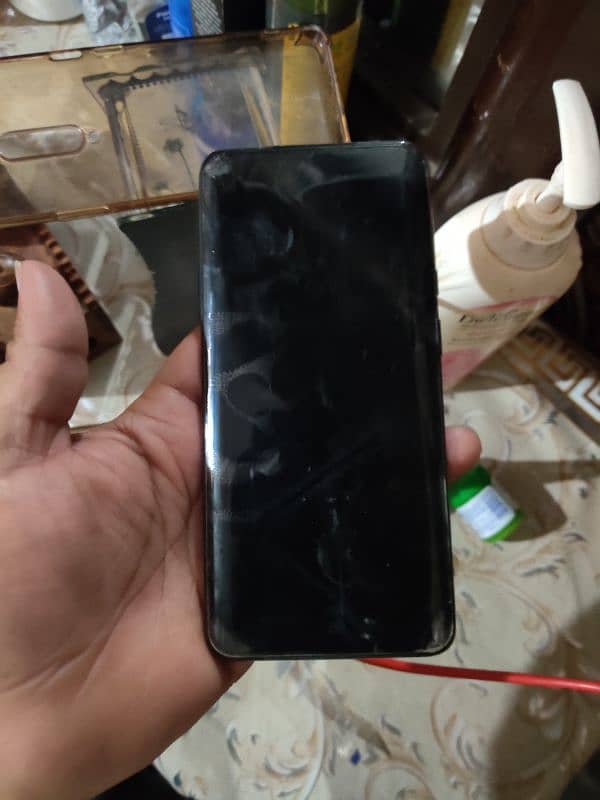 one plus 7pro 9.5 condition good fone 1