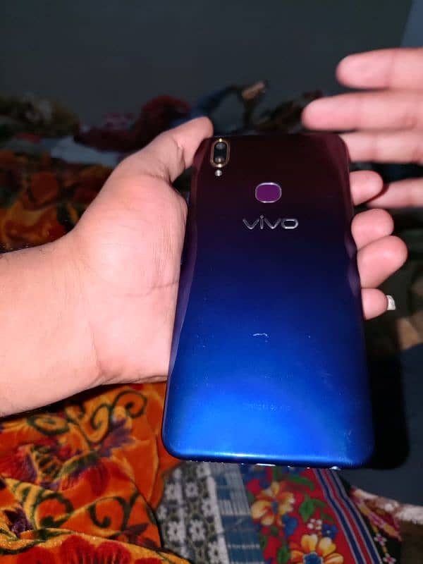 vivo y85kit  4gb/64gb 10/10 condition no fault all orginal 1