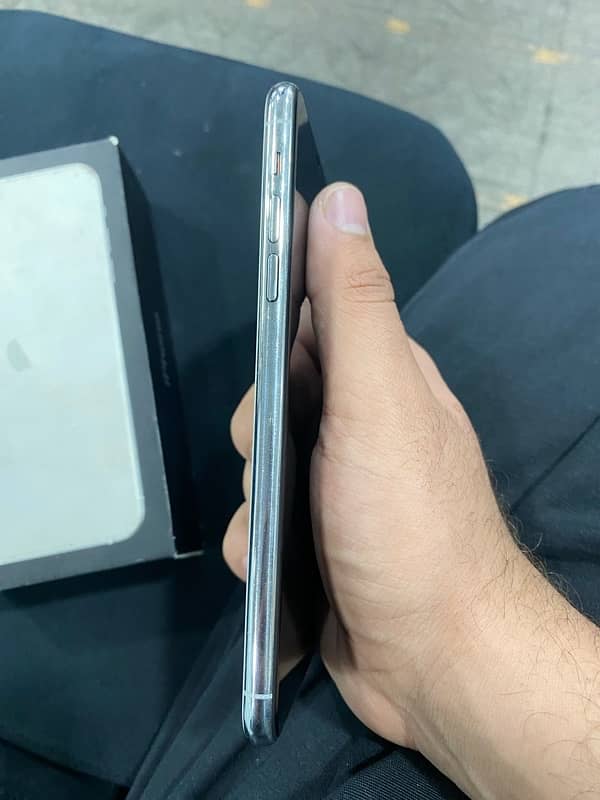 Iphone 11 promax 256 gb PTA 6