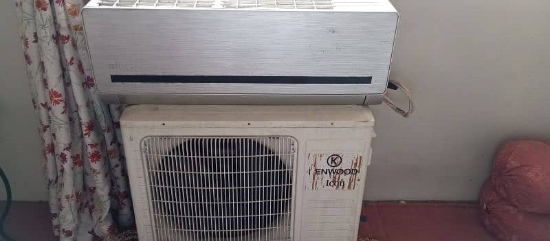 Kenwood non inverter 8/10 condition 1