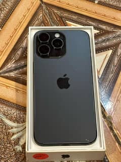 iphone 15 pro max JV with box 256 GB