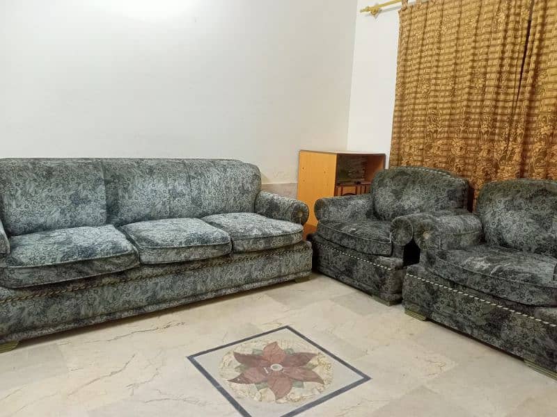 Full cushion sofa set 0