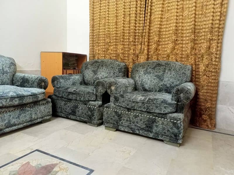 Full cushion sofa set 1