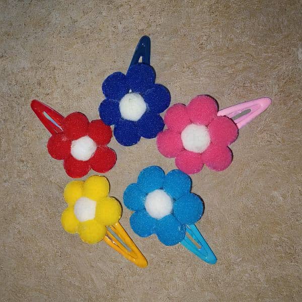 5 Pcs Multicolor Flower Shaped Baby Hair Clip Set 3