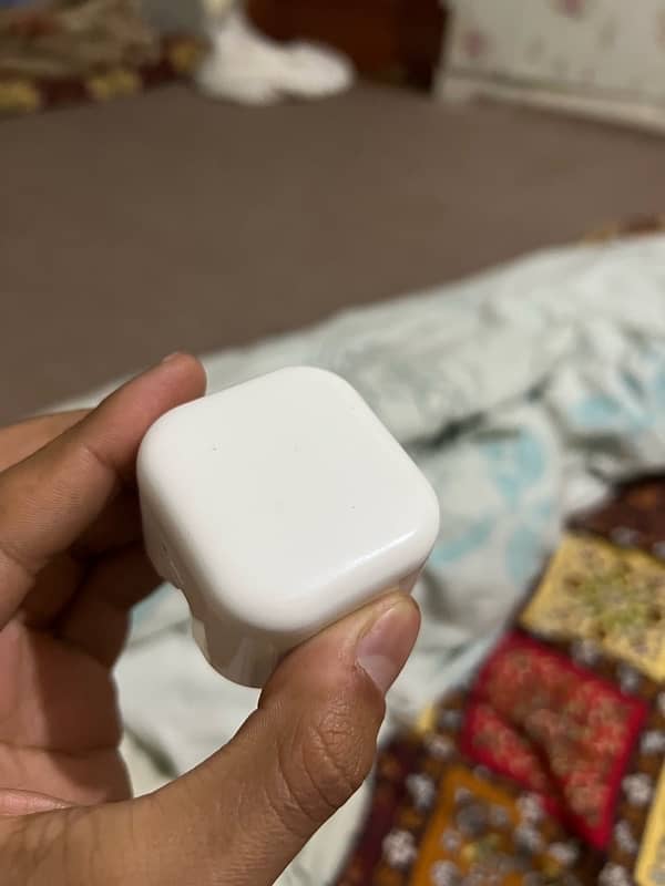 Apple Adapter 2