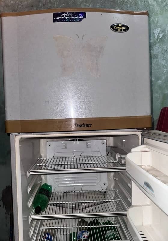 Dawlance double door new condition fridge 1